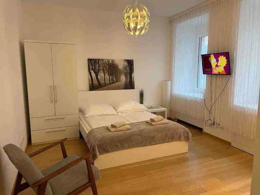 Akh - Uni 10Min - Zentrum 10 Min Wien Eksteriør billede